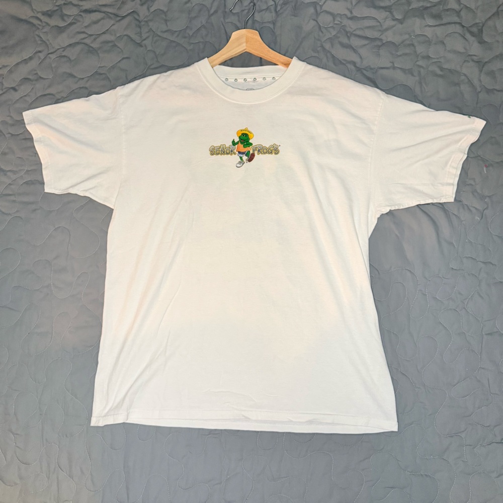 🐸🍹 Señor Frogs Cancún Tee – Vacation Mode Activated 🍹🐸